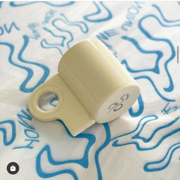 Home Union Set of 2 cream handmade ceramic mugs - Picture 3 of 9